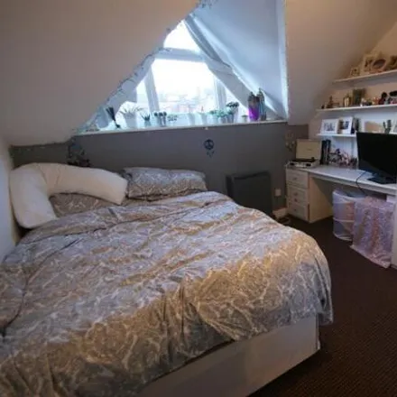 Image 7 - 57 Ebberston Place, Leeds, LS6 1LE, United Kingdom - House for rent