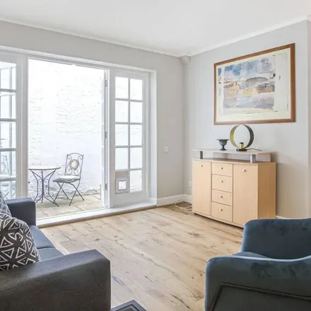 Rent this 2 bed apartment on Old Nick in 20-22 Sandland Street, London