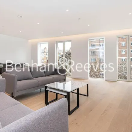 Rent this 2 bed apartment on Postmark in Jubilee Walk, London