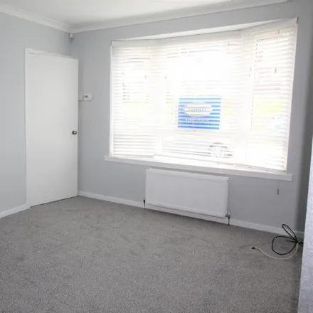 Image 3 - 10 Slessor Drive, Aberdeen City, AB12 5LP, United Kingdom - House for rent