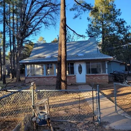 Rent this 3 bed house on 3336 Sunset Lane in Lake of the Woods, Navajo County