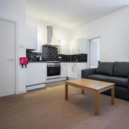 Rent this 1 bed apartment on Backbeats Records in 31 East Crosscauseway, City of Edinburgh