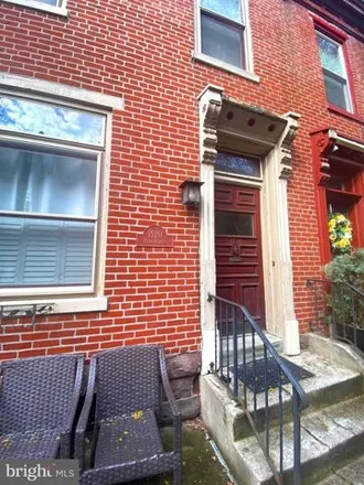 Rent this 3 bed house on 1530 Penn Street in Harrisburg, PA 17102