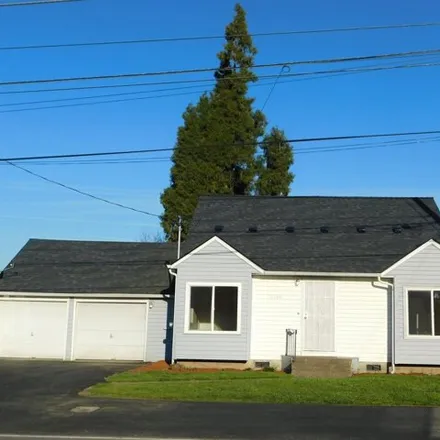 Buy this 3 bed house on 2140 Fisher Road Northeast in Salem, OR 97305