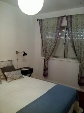 Image 4 - Ric-tric, Rua do Alferes Malheiro, 4000-270 Porto, Portugal - Apartment for rent