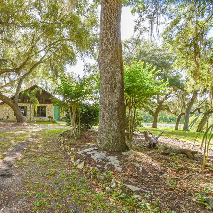 Image 3 - 647 Oakwood Street, Crescent City, Putnam County, FL 32112, USA - House for sale