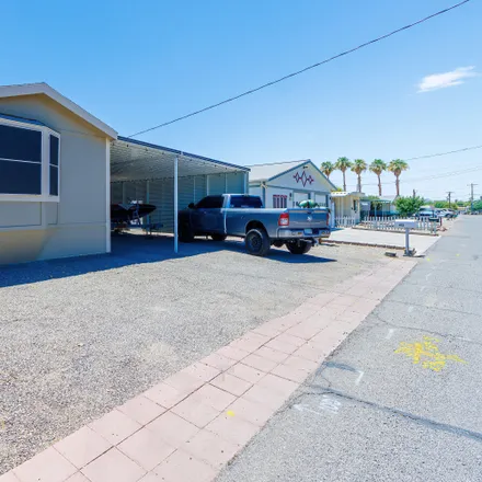 Image 3 - 403 North Stardust Lane, La Paz County, AZ 85344, USA - House for sale