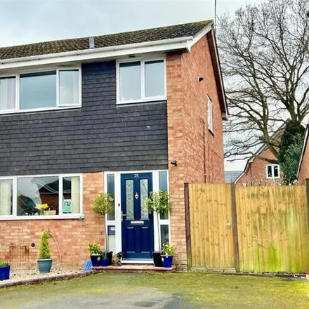 Buy this 3 bed duplex on Cherry Tree Walk in Stourport-on-Severn, DY13 0JR