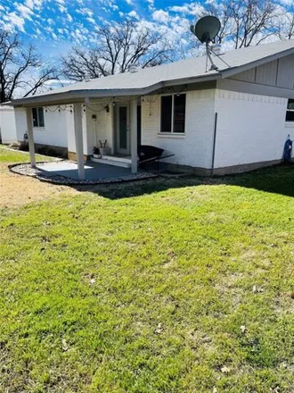 Image 9 - 424 Oakwood Drive, Eastland, TX 76448, USA - House for sale
