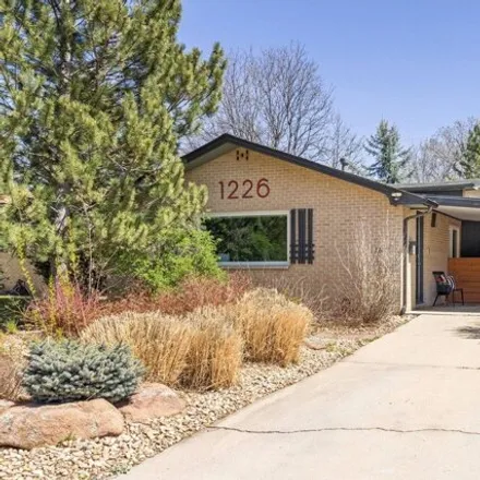 Image 1 - 1226 Lincoln Street, Longmont, CO 80501, USA - House for sale