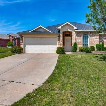 Buy this 3 bed house on 8101 Whitney Lane in Fort Worth, TX 76120