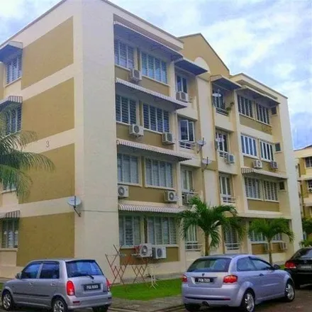 Rent this 3 bed apartment on Krystal Point Corporate Park in Jalan Tun Doktor Awang, Bayan Lepas Free Industrial Zone Phase III