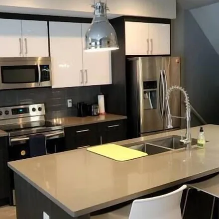 Image 3 - Calgary, AB T2N 3R3, Canada - House for rent