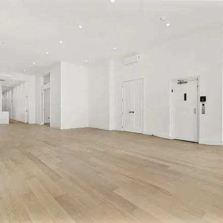 Rent this 4 bed apartment on 654 Broadway in New York, NY 10012