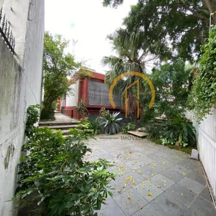 Buy this 5 bed house on Avenida Odila in Mirandópolis, São Paulo - SP