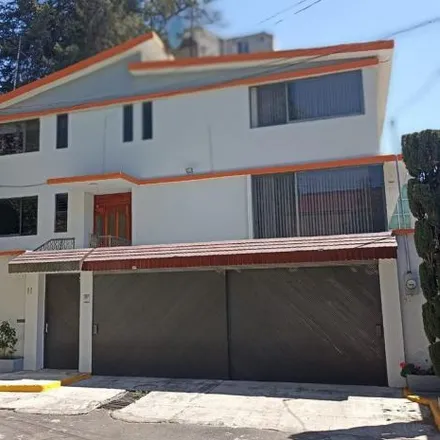 Buy this 4 bed house on Multi farmacias in Calle Cerro de la Venta, Fraccionamiento Copilco Universidad