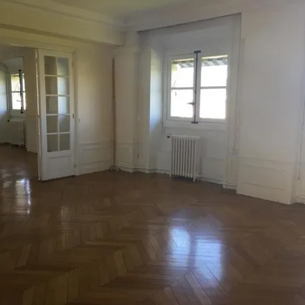 Rent this 6 bed apartment on 115 Rue de Rivoli in 75001 Paris, France