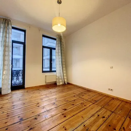 Rent this 2 bed apartment on Rue Stevin - Stevinstraat 54 in 1000 Brussels, Belgium