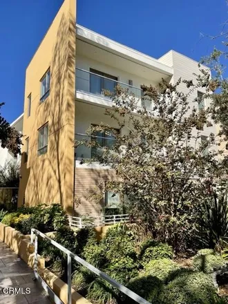 Rent this 2 bed condo on 137 South Wilson Avenue in Pasadena, CA 91106