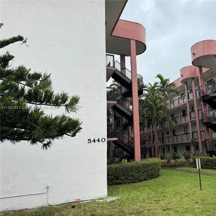 Rent this 2 bed condo on 5460 West 21st Court in Hialeah, FL 33016