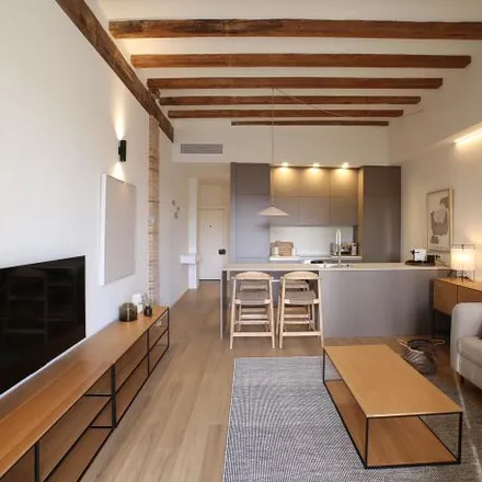 Rent this 3 bed apartment on Bar Restaurant SAVIGOVI in Carrer de Badajoz, 23