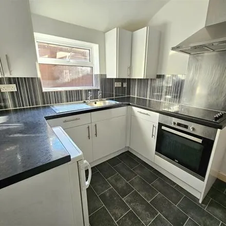 Image 3 - Enys Road, Eastbourne, BN21 2DF, United Kingdom - Apartment for sale