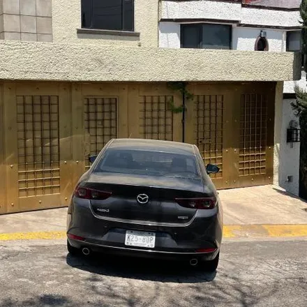 Rent this studio house on Calle Londres in 54054 Tlalnepantla, MEX