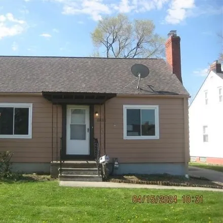 Buy this 3 bed house on 6793 Luelda Avenue in Parma, OH 44129