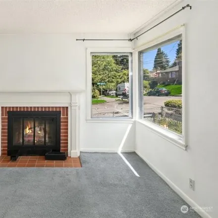 Image 5 - 2 West Fulton Street, Seattle, WA 98119, USA - House for sale