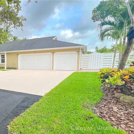 Buy this 5 bed house on 15014 Southwest 147th Street in Country Walk, Miami-Dade County