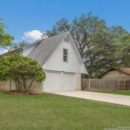 Image 3 - 1720 Town Oak Drive, San Antonio, TX 78232, USA - House for sale