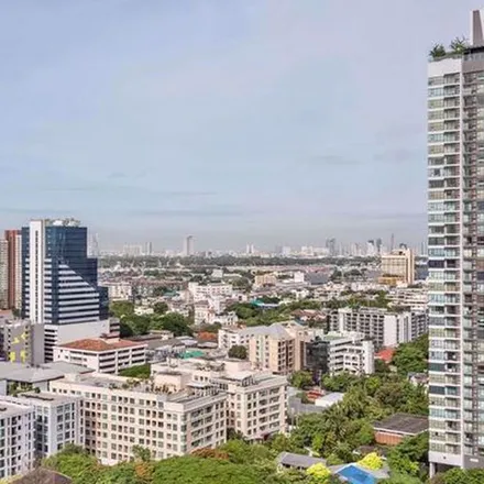 Rent this 2 bed apartment on The Lofts Ekkamai in 1413, Sukhumvit Road