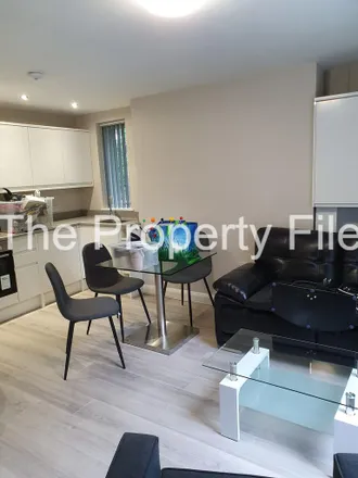 Image 1 - Pandora's, Wynnstay Grove, Manchester, M14 6NL, United Kingdom - Apartment for rent