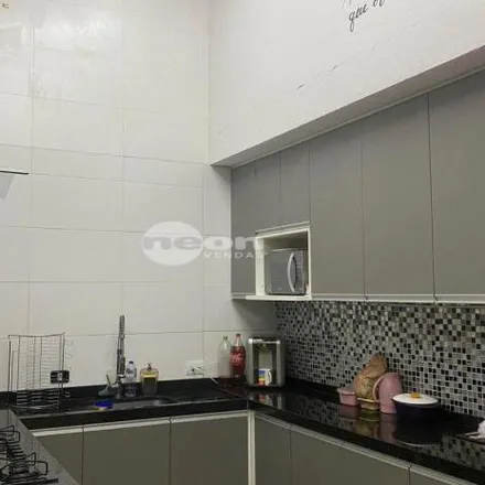 Buy this 2 bed apartment on Rua Almada 376 in Jardim Santo Alberto, Santo André - SP