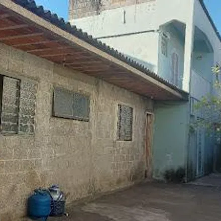 Buy this 5 bed house on Rua Treze de Junho in Santo Antônio, Louveira - SP