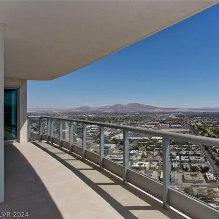 Image 6 - Turnberry Towers Tower I, Joe W Brown Drive, Winchester, NV 89169, USA - Condo for rent