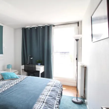 Rent this 4 bed room on Le Vallona in Rue Salvador Allende, 92000 Nanterre