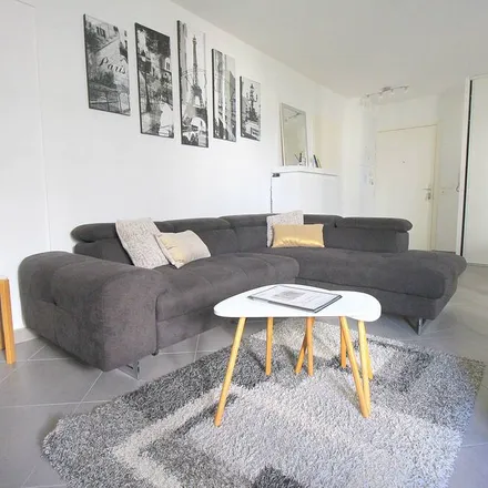 Image 7 - 77700 Serris, France - Apartment for rent
