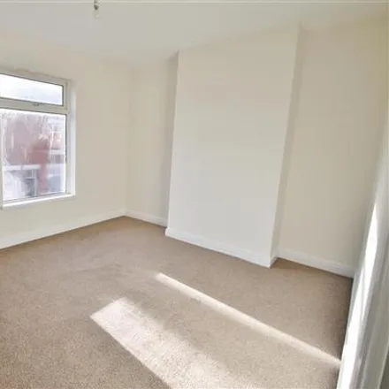 Image 5 - Annie Street, Eccles, M6 5LF, United Kingdom - Townhouse for rent