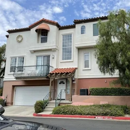 Rent this 2 bed house on Tustin Ranch Golf Course in Clifford Court, Tustin