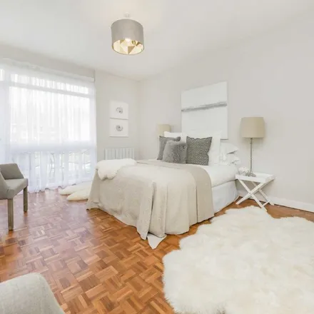 Rent this 2 bed apartment on 70 Sheldon Avenue in London, N6 4JP