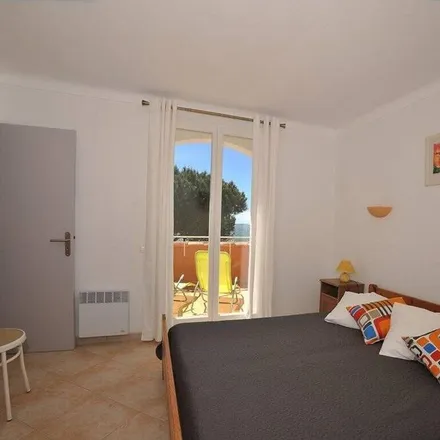 Rent this 1 bed apartment on 83250 La Londe-les-Maures