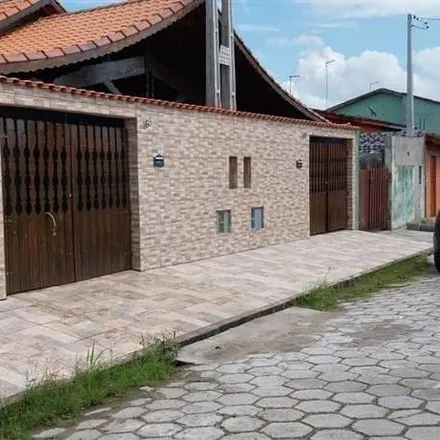 Buy this 2 bed house on Rua Arco Irís in Balneário Itaguaí, Mongaguá - SP