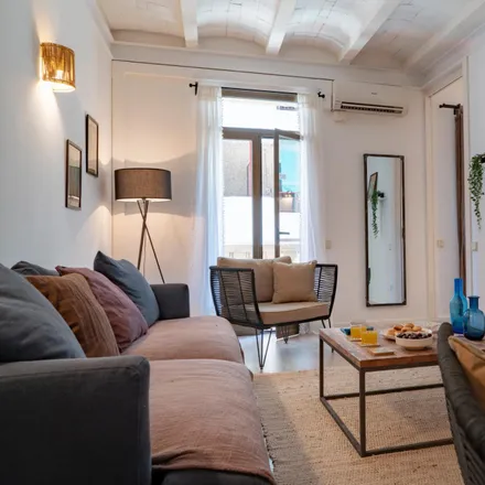 Rent this 1 bed apartment on Carrer del Farell in 08001 Barcelona, Spain