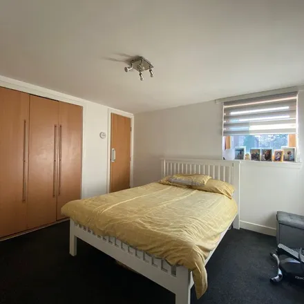 Image 7 - Lochburn Gate, Gilshochill, Glasgow, G20 0SD, United Kingdom - Apartment for rent