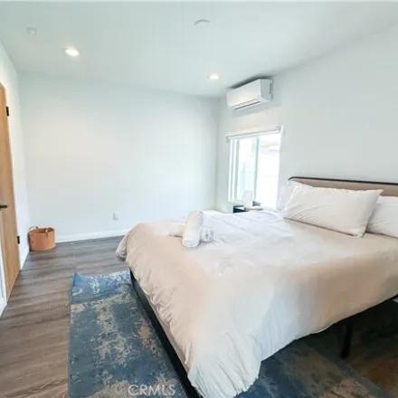 Image 9 - 2616 W 73rd St, Los Angeles, California, 90043 - House for rent
