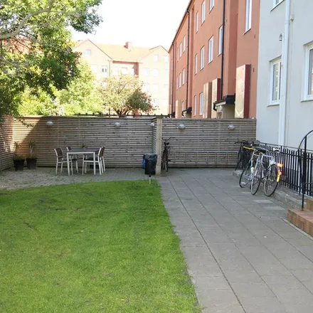 Rent this 1 bed apartment on Västra Stallmästaregatan 34a in 215 61 Malmo, Sweden