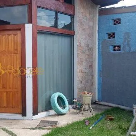 Buy this 3 bed house on Rua Engenheiro Durival de Carvalho in Galega, Pindamonhangaba - SP