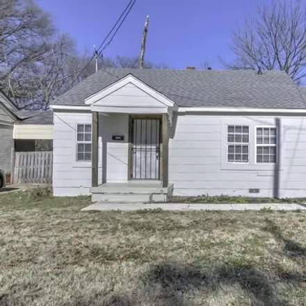 Buy this 3 bed house on 3756 Townes Avenue in Memphis, TN 38122