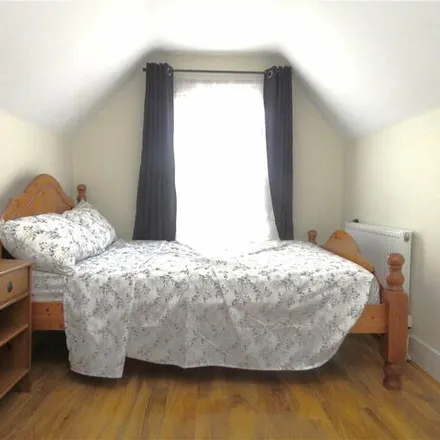 Image 2 - 15 Vicars Hill, London, SE13 7AN, United Kingdom - House for rent